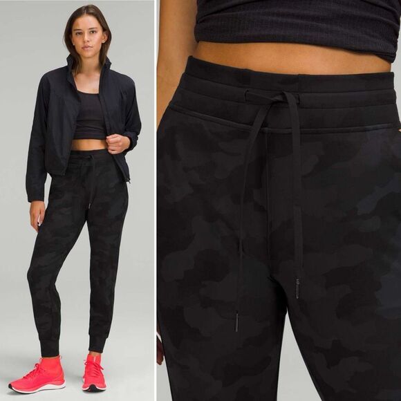 Lululemon Ready to Rulu High-Rise Jogger in Heritage 365 Camo Deep Coal Multi - Picture 4 of 8